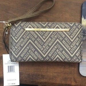 Steve Madden wristlet NWT